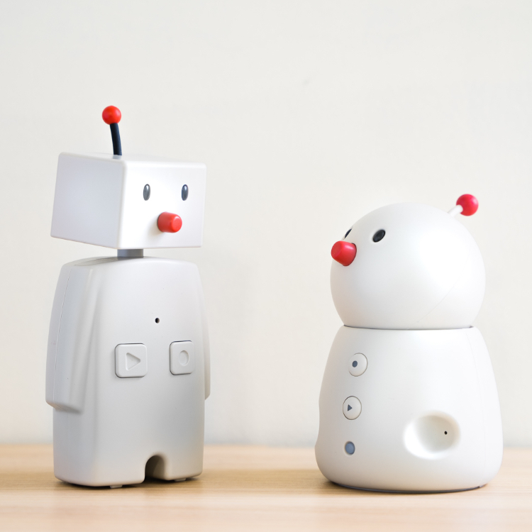 ストーリー｜BOCCO emo 照れたり、そわそわしたり、ムッとしたり。どこ ...